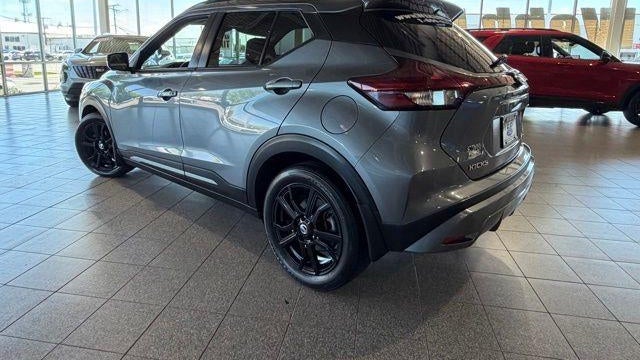 2021 Nissan Kicks SR