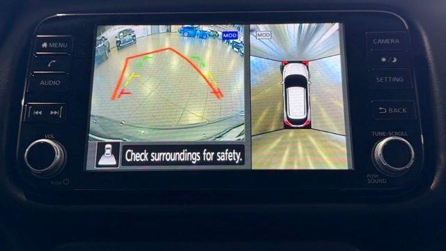 2021 Nissan Kicks SR