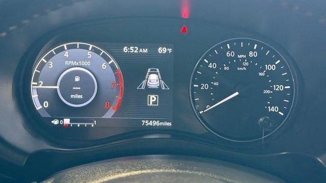2021 Nissan Kicks SR