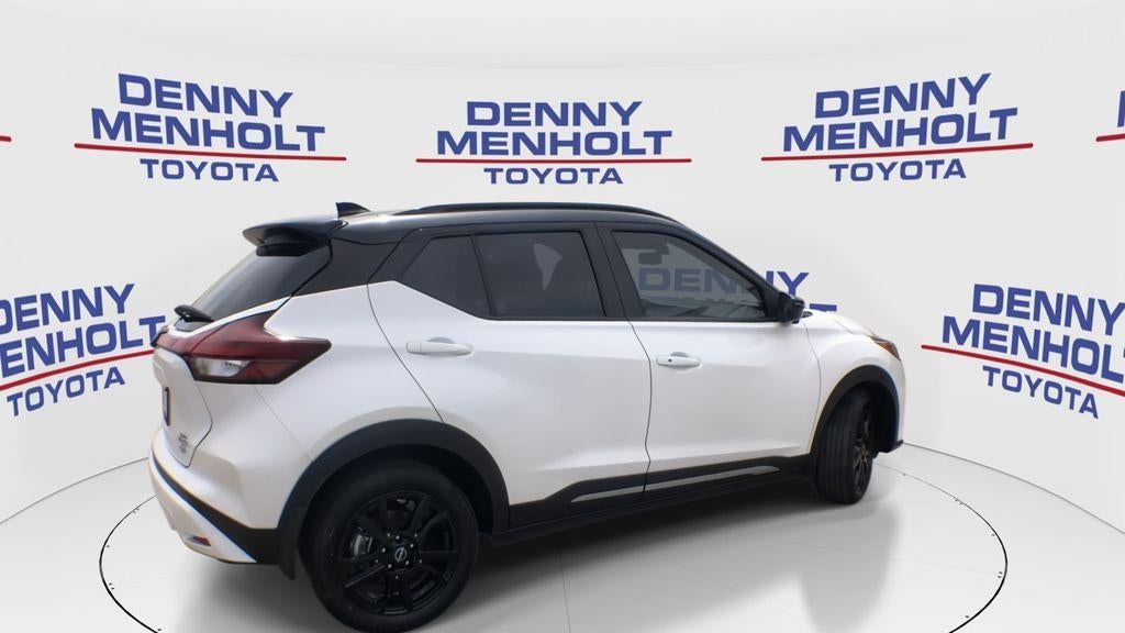 2023 Nissan Kicks SR