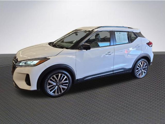 2024 Nissan Kicks SR — photo 1 of 24