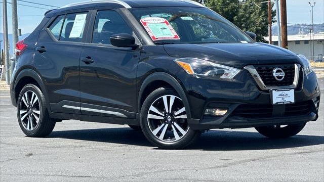 2020 Nissan Kicks SR