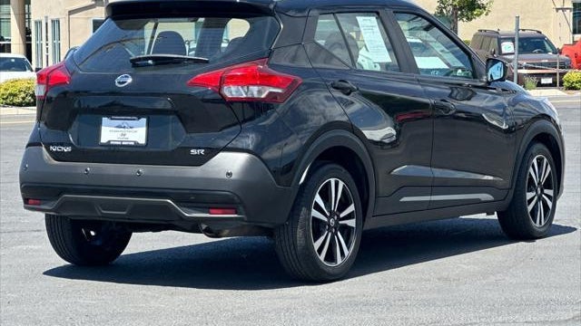 2020 Nissan Kicks SR