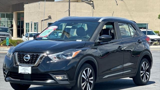 2020 Nissan Kicks SR