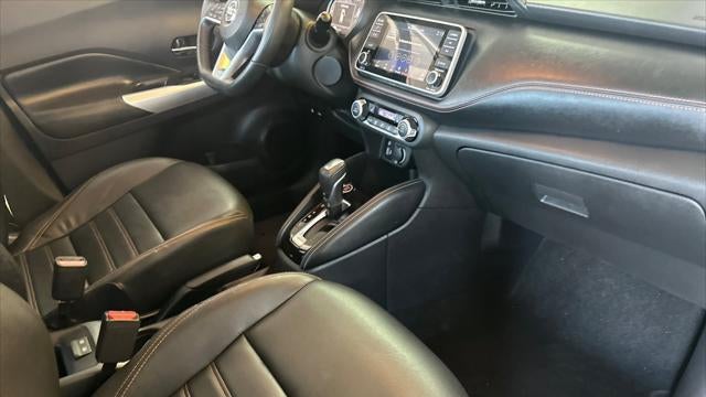 2020 Nissan Kicks SR