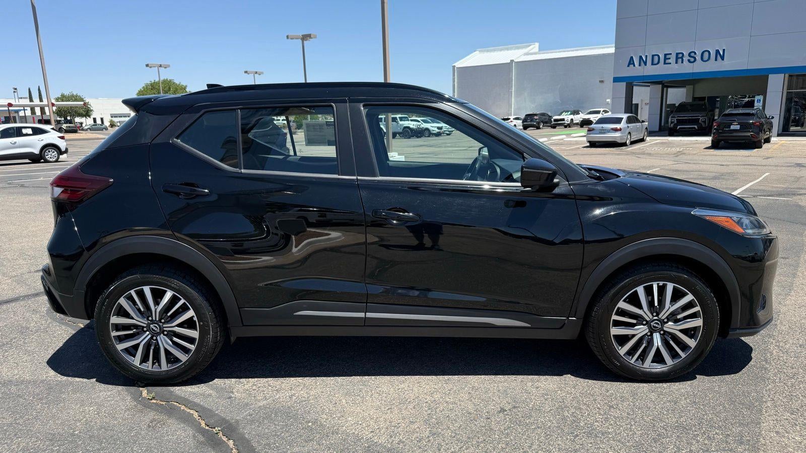 2024 Nissan Kicks SR