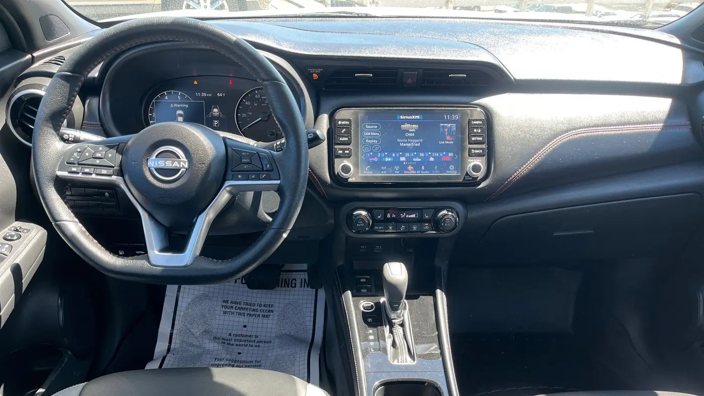 2024 Nissan Kicks SR