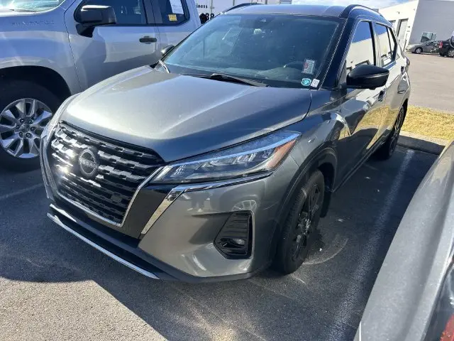 2022 Nissan Kicks - $14,989