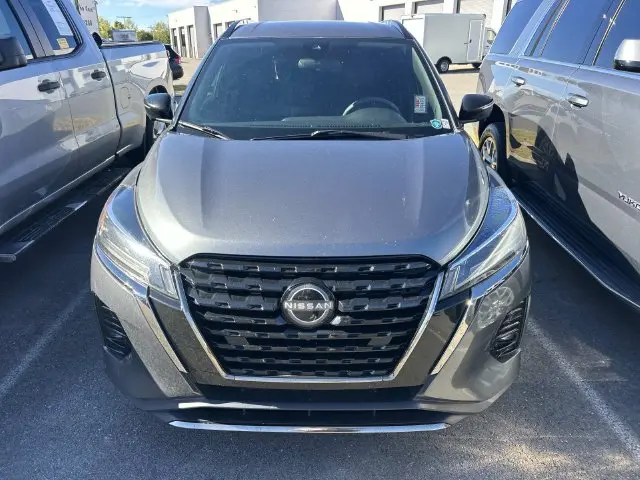 2022 Nissan Kicks - $14,989