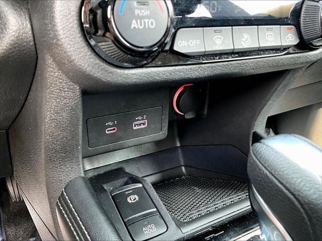 2024 Nissan Kicks - $16,678
