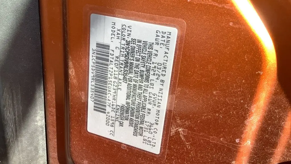 2024 Nissan Kicks SR