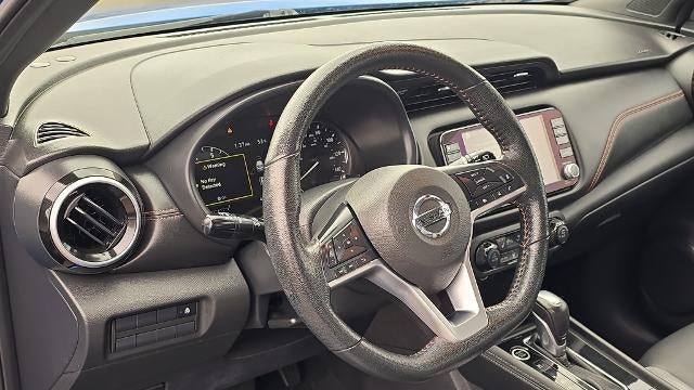 2021 Nissan Kicks SR