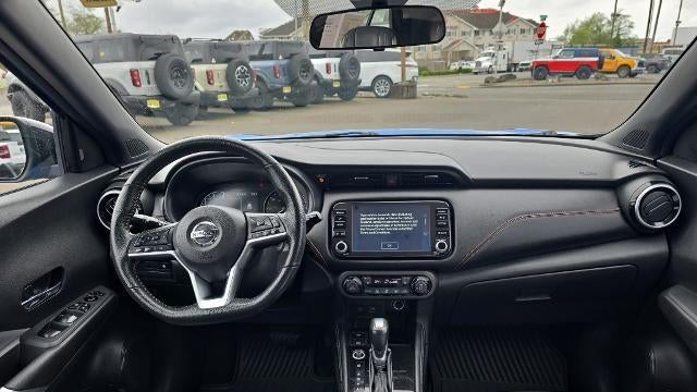 2021 Nissan Kicks SR
