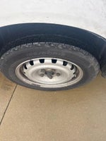 2015 City Express Thumbnail 4