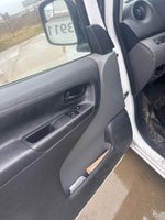 2015 City Express Thumbnail 16