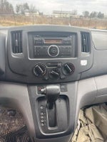 2015 City Express Thumbnail 18