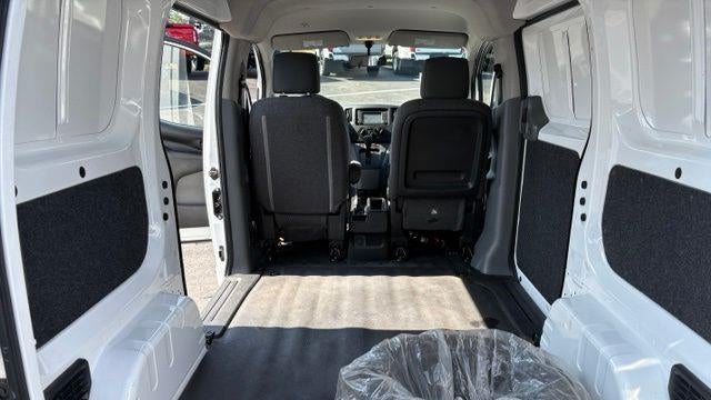 2015 Nissan NV200 S