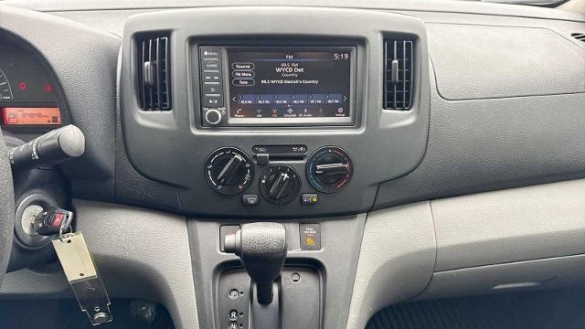 2021 Nissan NV200 S
