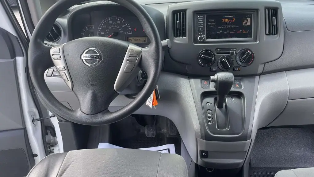 2021 Nissan NV200 S