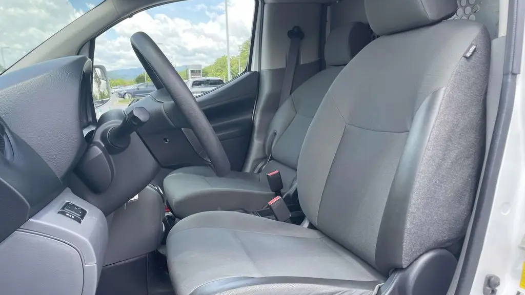 2021 Nissan NV200 S