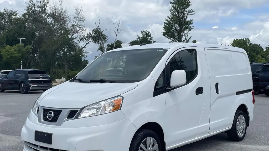 2021 Nissan NV200 S