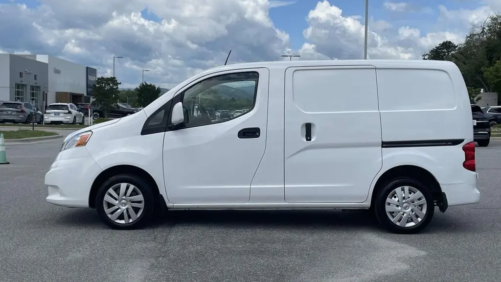 2021 Nissan NV200 S