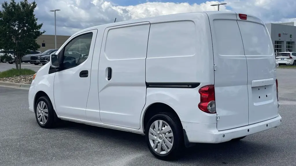 2021 Nissan NV200 S
