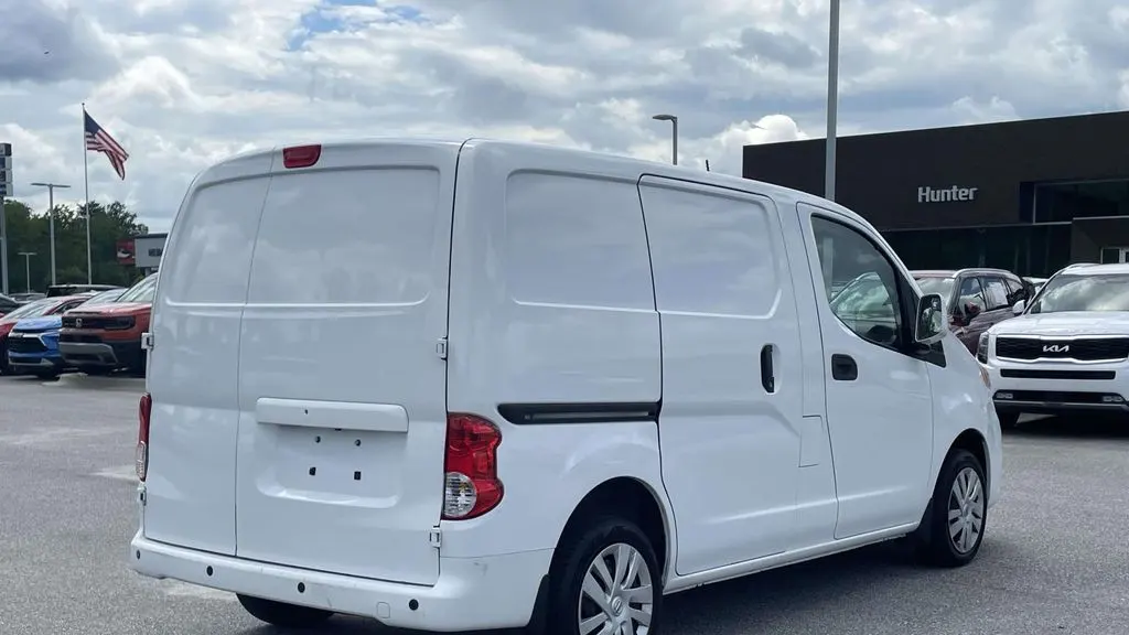 2021 Nissan NV200 S