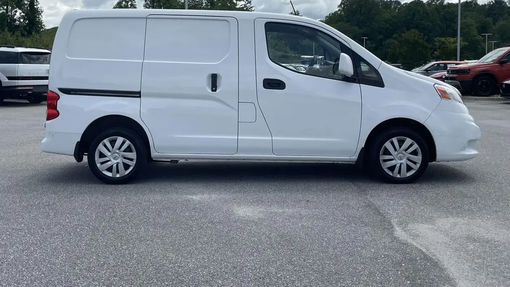 2021 Nissan NV200 S