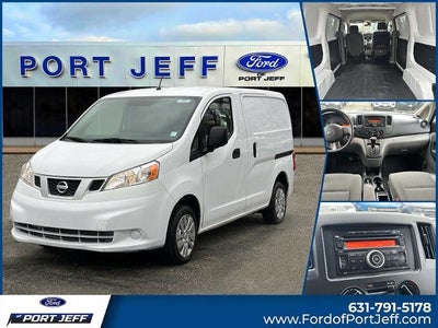 2017 Nissan NV200 S 4DR Cargo Mini-Van