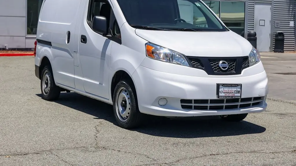 2021 Nissan NV200 S