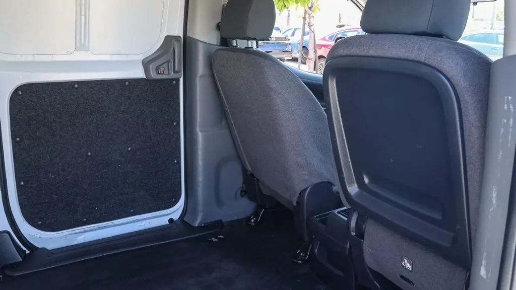 2021 Nissan NV200 S