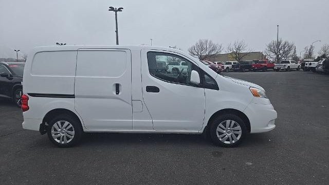 2021 Nissan NV200 S