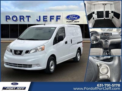 2017 Nissan NV200 S 4DR Cargo Mini-Van