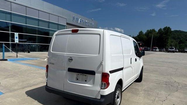 2021 Nissan NV200 S