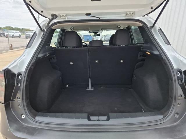 2025 Nissan Kicks - $20,215