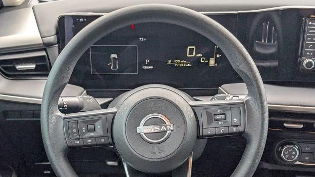 2025 Nissan Kicks S