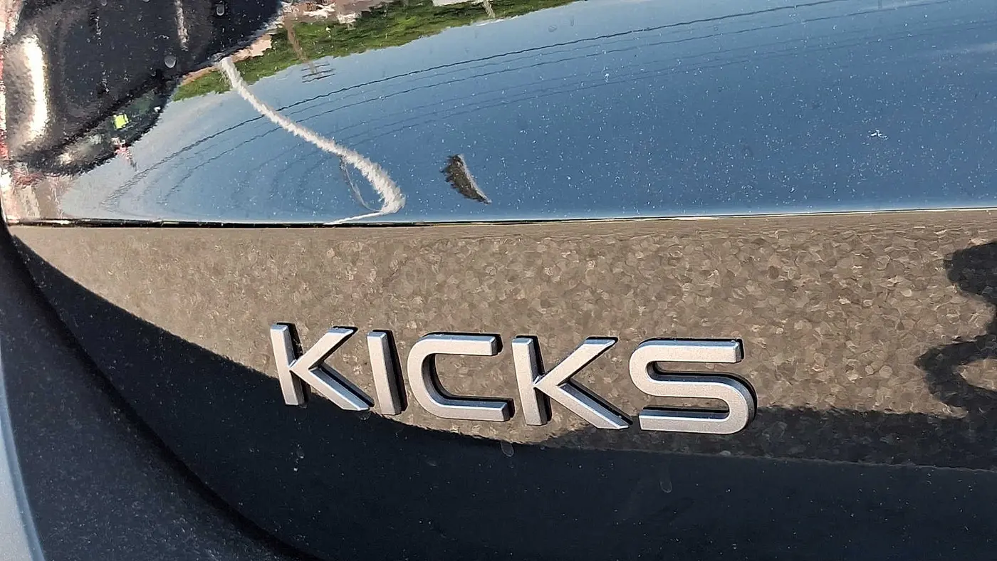 2025 Nissan Kicks S