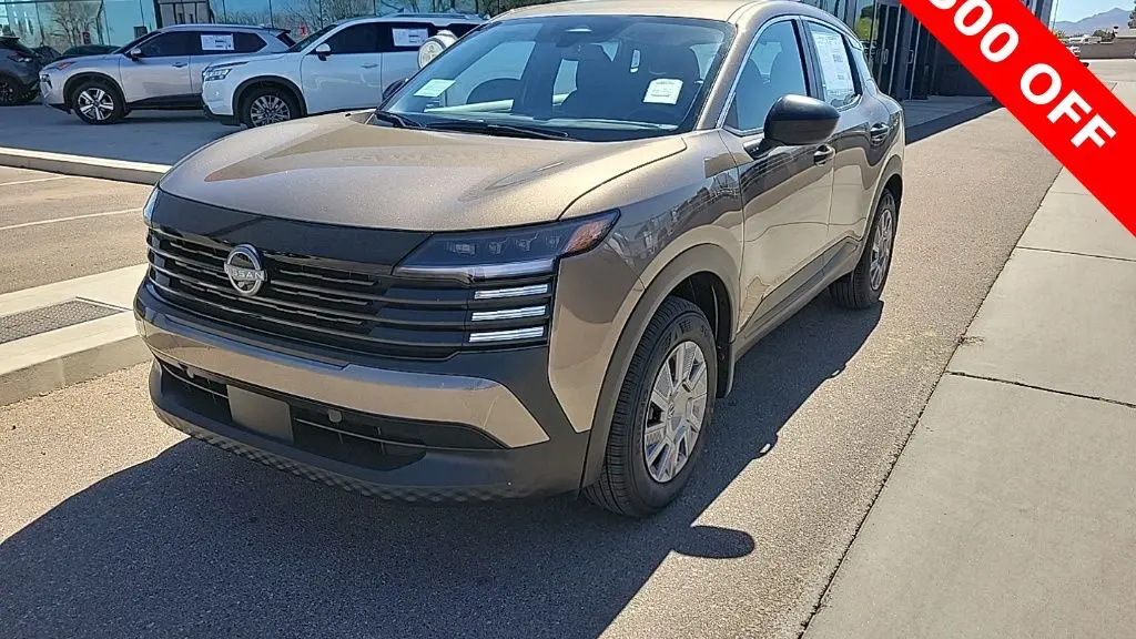 2025 Nissan Kicks S
