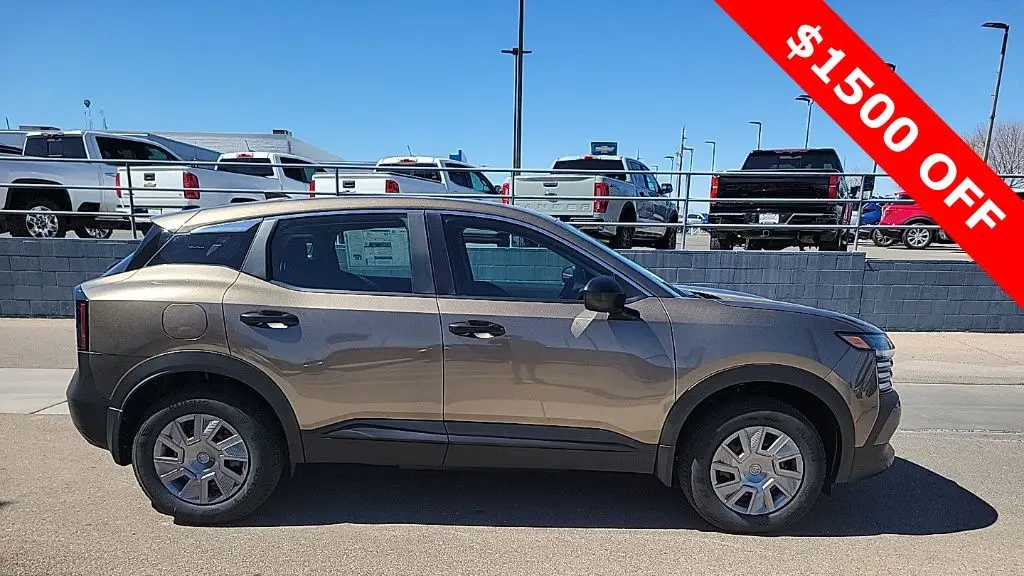 2025 Nissan Kicks S