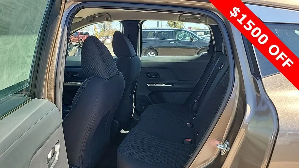 2025 Nissan Kicks S