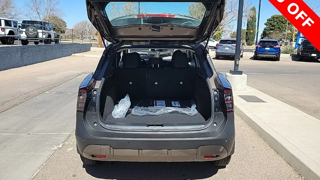 2025 Nissan Kicks S