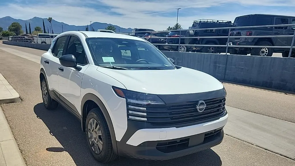 2026 Nissan Kicks S