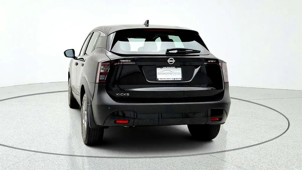2026 Nissan Kicks - $17,895