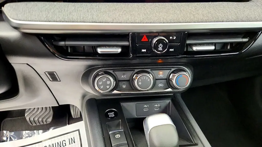 2026 Nissan Kicks - $17,895