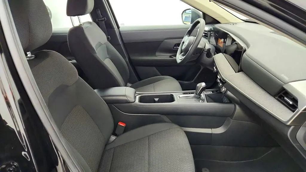 2026 Nissan Kicks - $17,895