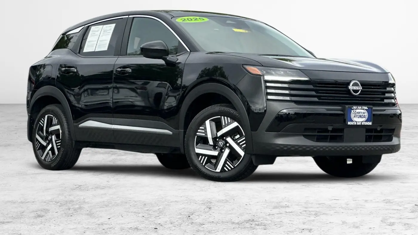 2025 Nissan Kicks SV
