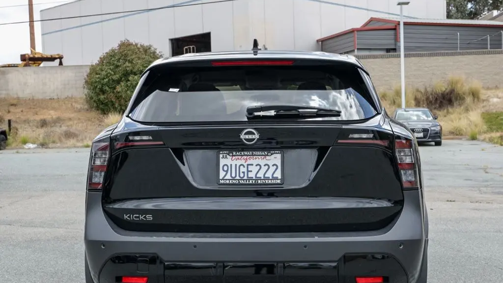 2025 Nissan Kicks SV