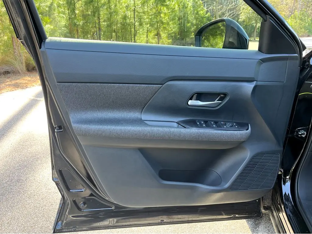 2025 Nissan Kicks - $23,085