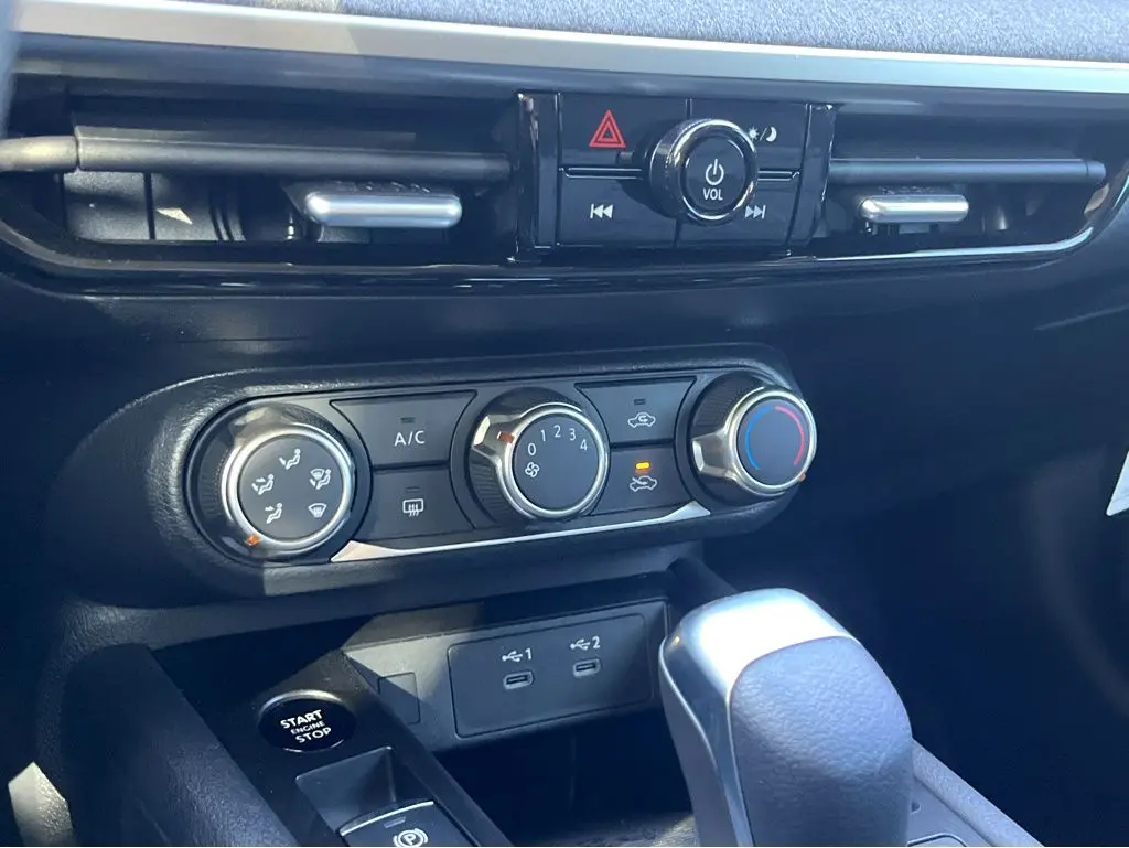 2025 Nissan Kicks - $23,085